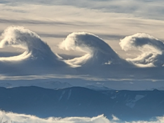 Clouds that look like ocean waves. What is it? Kelvin-Helmholtz: Rare wave clouds amaze sky-watchers